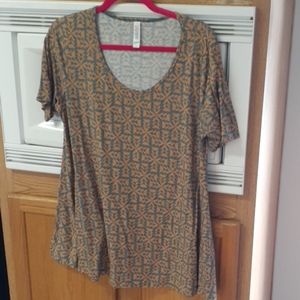 Lularoe med perfect t